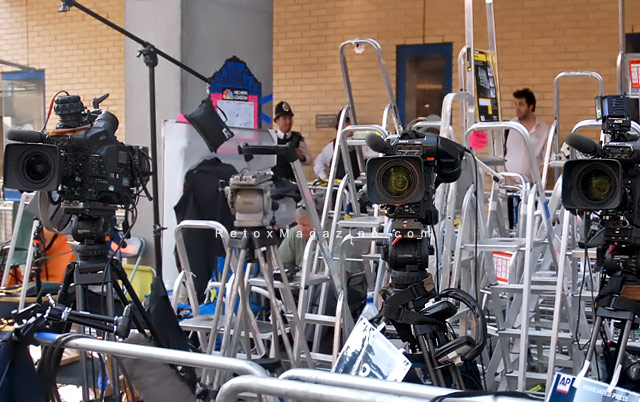 The Royal Baby Watch - Surreal media circus outside hospital, image9