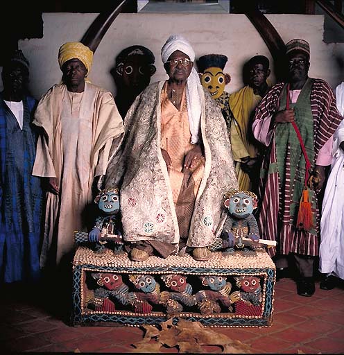 El Hadj Seidou Njimoluh Njoya, Sultan of Fumban and Mfon of the Bamun, Cameroun in Daniel Laine’s book African Kings.