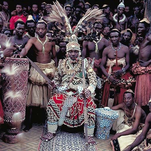  Nyimi Mabiintsh III, King of Kuba, D.R. Congo in Daniel Laine’s book African Kings.