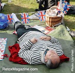 Queen's Diamond Jubilee - well wisher passed out