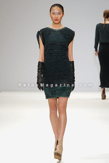 Ji Cheng AW13 Catwalk Show - London Fashion Week, image12