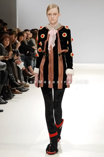 Yeashin, Ones To Watch catwalk show - London Fashion Week, image17