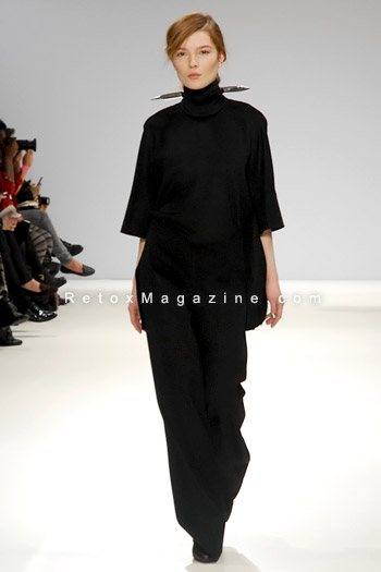 Yifang Wan AW13 Catwalk - London Fashion Week, image7