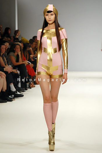 Pam Hogg, London Fashion Week, catwalk image8
