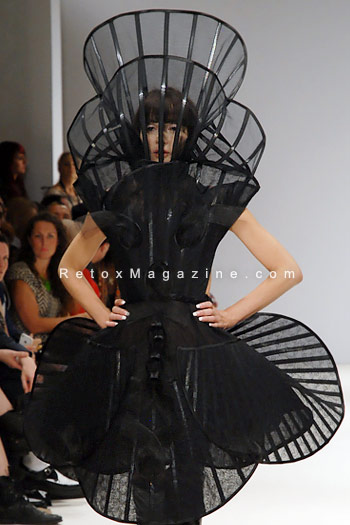 Pam Hogg, London Fashion Week, catwalk image31