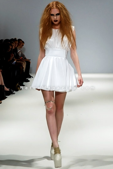 Collection by Florian Jayet for Fashion Mode, London Fashion Week, image 5