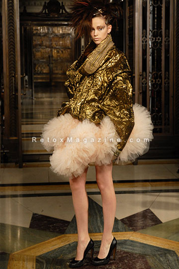 LFW SS12 - fashion designer Inbar Spector outfit 16