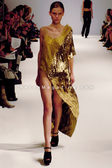 LFW SS12 - Ones To Watch - Shao Yen 9