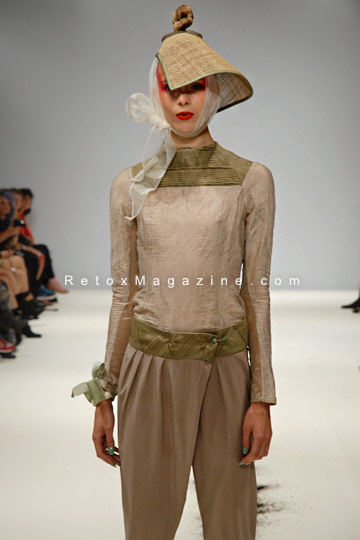 Ji Cheng - London Fashion Week SS13, image1