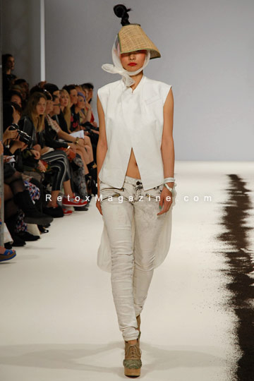 Ji Cheng - London Fashion Week SS13, image18
