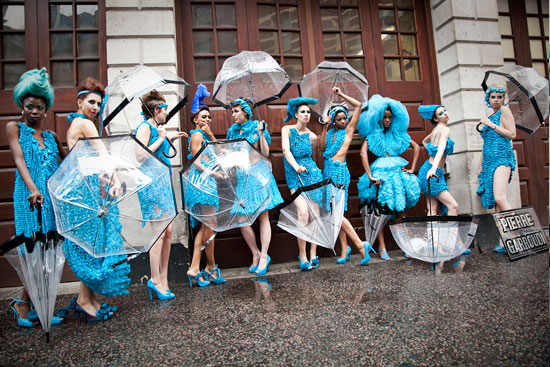 Pierre Garroudi flash mob 2 outdoor fashion show, image 5
