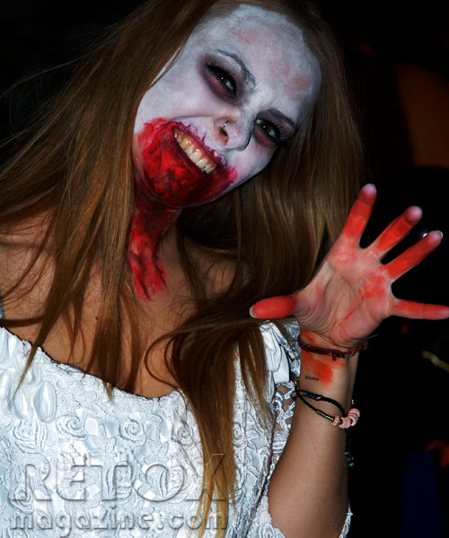 Zombie bride - Halloween zombie walk in London, photo 8