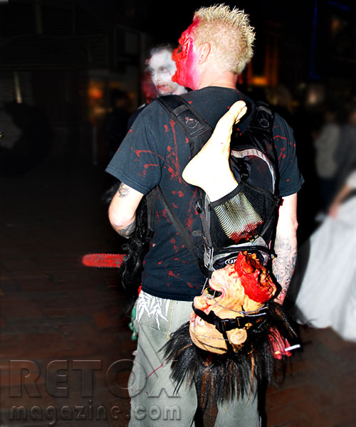 Zombie chainsaw - Halloween zombie walk in London, photo 11